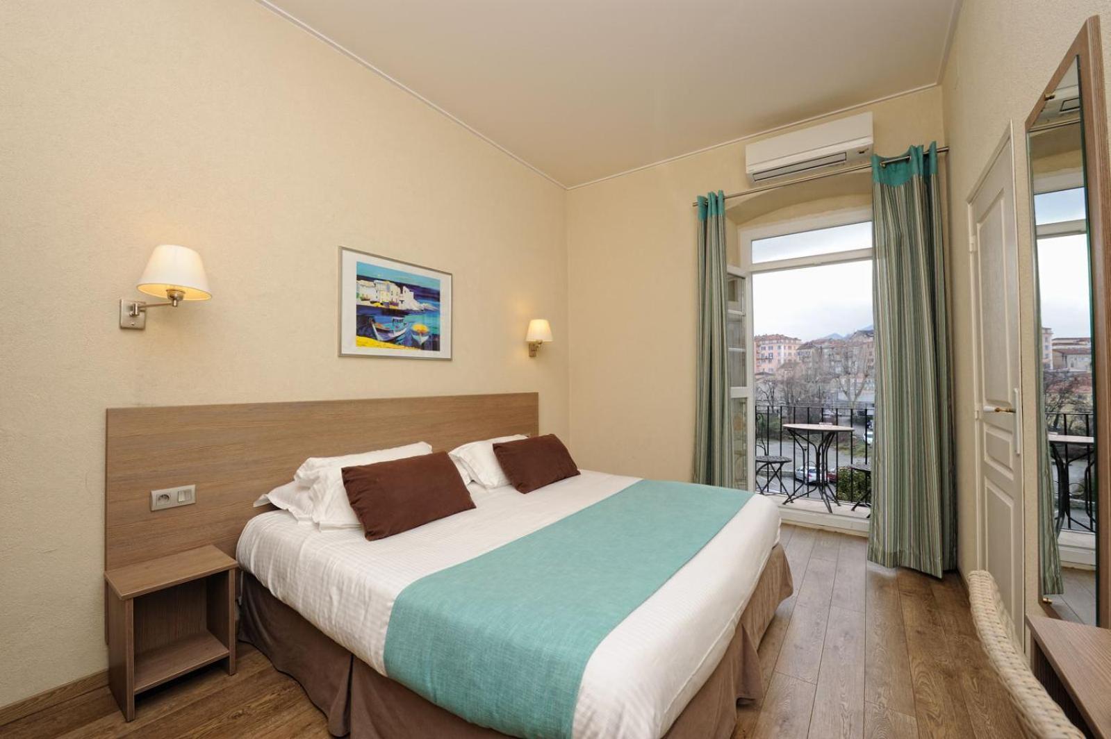 Hotel Duc De Padoue Corte  Εξωτερικό φωτογραφία